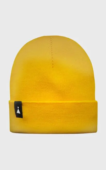 Gorro amarillo de lana de alta calidad, ideal para el invierno y estilo casual.