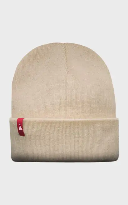 Gorro Vainilla de Nattivo, ideal para mantenerte abrigado en invierno. Diseño elegante y cómodo, per.