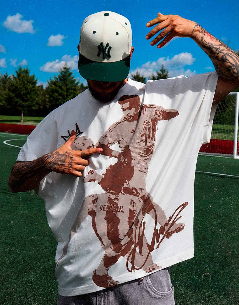 Worker oversized print - Buenos Díaz